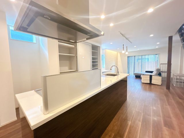 4LDK Detached House for Sale in Tonami, Toyama - Thumbnail 3