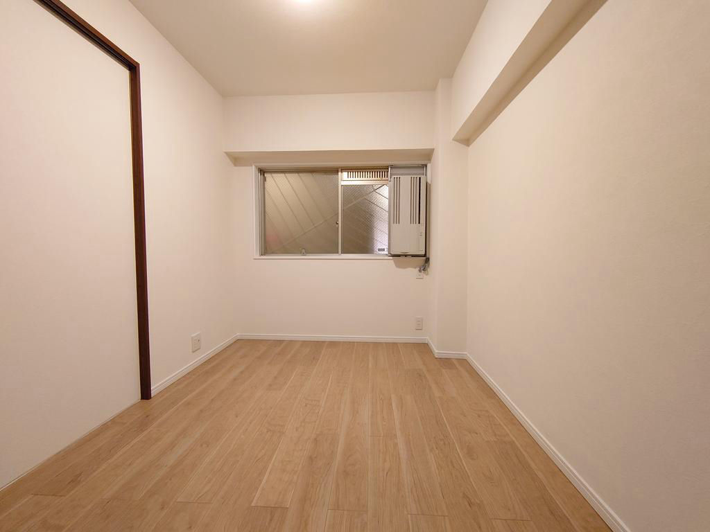Renovated 3LDK Apartment Near Kyoto Imperial Palace - Thumbnail 3