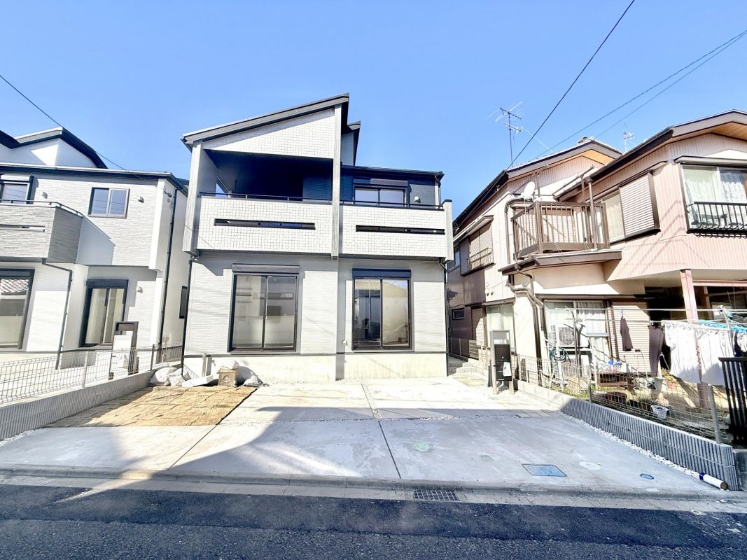 New 4LDK House for Sale in Yamato City, Kanagawa - Thumbnail 2