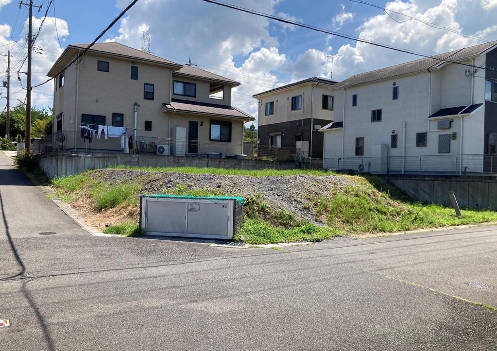 Land for Sale in Ujitawara, Kyoto - Naturalist Ryokuensaka Development - Thumbnail 2