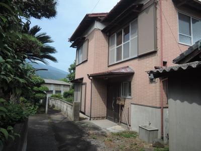 Samukawa-cho detached house, Shikokuchuo City Samukawa-cho detached house | Shikokuchuo City, used detached house 4 minutes walk from "(Bus Stop) Setouchi Bus "Enomoto Stop" (Property number: 3220119-0000063) — Image 1, Shikokuchuo, Ehime
