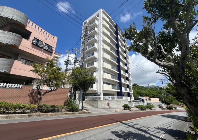 Lupinus Heights Ocean View 302 Condo in Okinawa City - Thumbnail 2