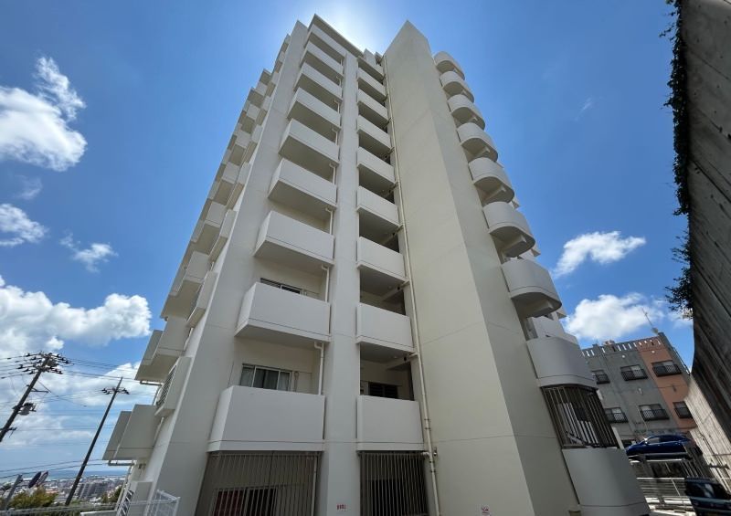 Lupinus Heights Ocean View 302 Condo in Okinawa City - Image 1