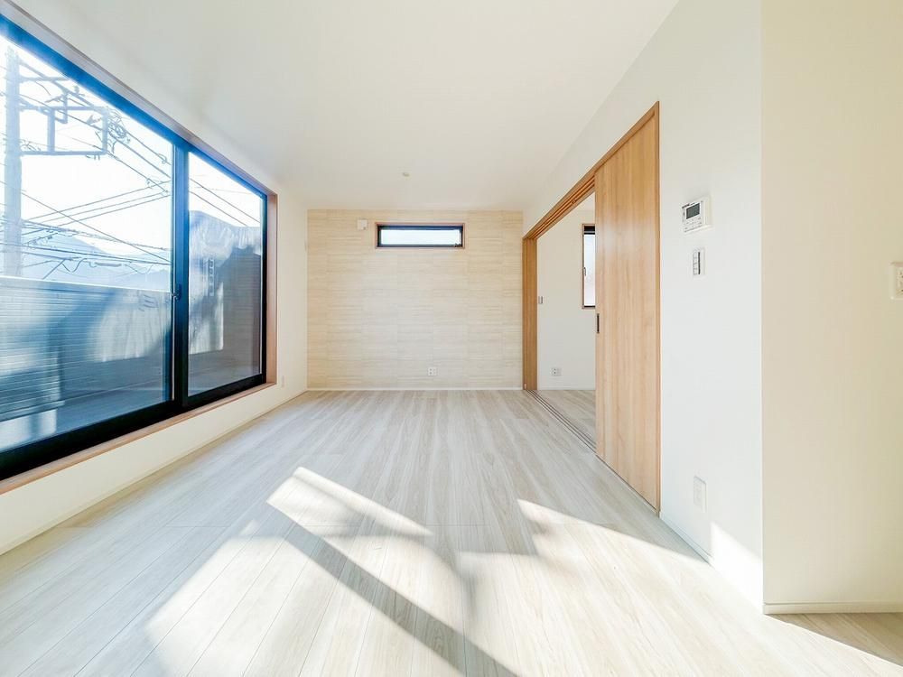 Modern 1LDK House for Sale in Akiruno, Tokyo - Thumbnail 2