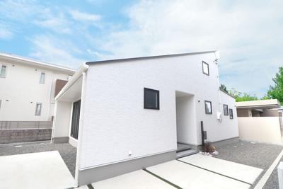 Detached house Nishi-Doimachi, Niihama City Detached house with loft - Niihama City — Image 1, Niihama City, Ehime