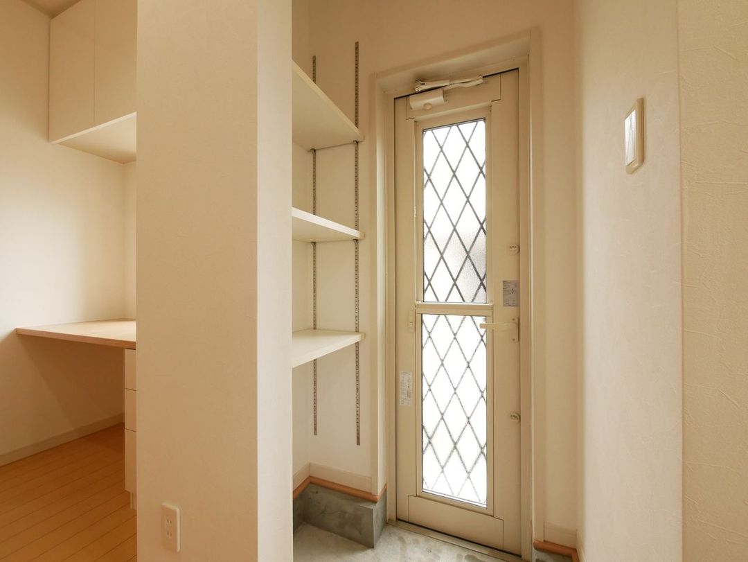 5SLDK House for Sale in Kofu, Yamanashi - 141 sqm with Solar Panels - Thumbnail 3