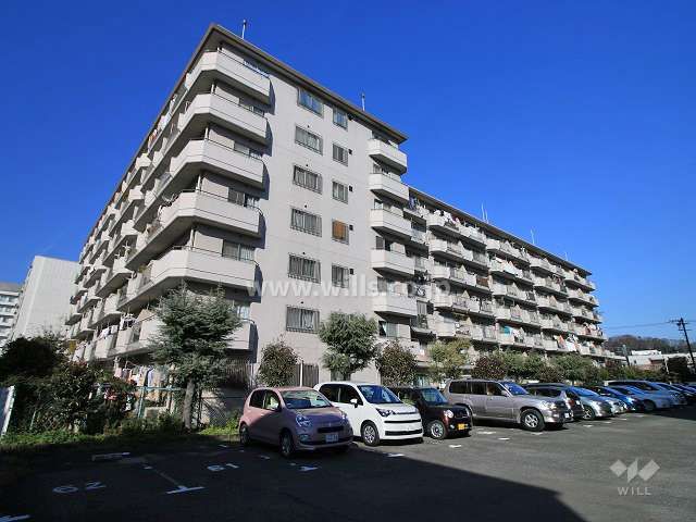 Takatsuki Grand Heights 7F 1LDK Apartment for Sale in Osaka - Thumbnail 3