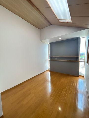 Renovated 4LDK House in Kanazawa with Parking - Thumbnail 2
