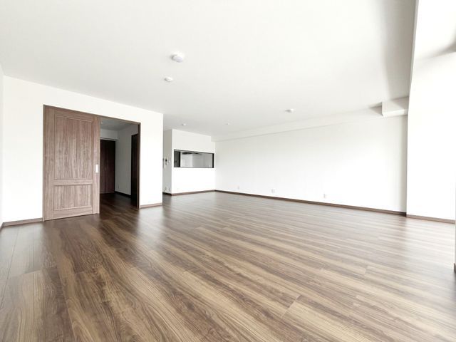 Lions Mansion Koshien-guchi 2LDK Apartment in Nishinomiya - Thumbnail 4