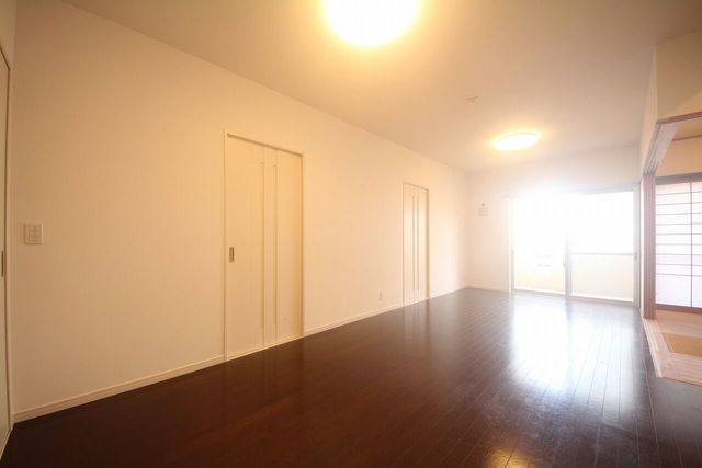 4LDK Apartment for Sale in Itoman, Okinawa - Wise Estem Court Shiohira Tower - Thumbnail 3