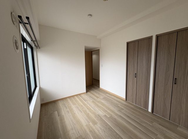 Renovated 3LDK Apartment with Garden in Okayama Kita Ward - Thumbnail 2