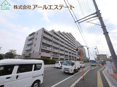 Renovated 3LDK Apartment Near JR Higashi-Kakogawa Station — Image 1, Kakogawa, Hyogo