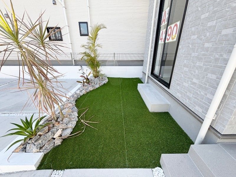 New 2LDK Detached House for Sale in Okinawa City, Okinawa - Thumbnail 2