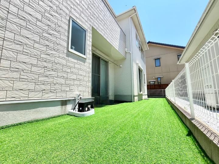2015-Built 3LDK House with Garden & Parking in Futsukaichi, Fukuoka - Thumbnail 2
