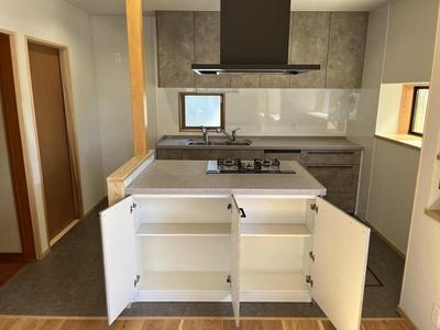 Renovated 5LDK House Near Nishi-Yaizu Station, Yaizu City — Image 1, Yaizu, Shizuoka