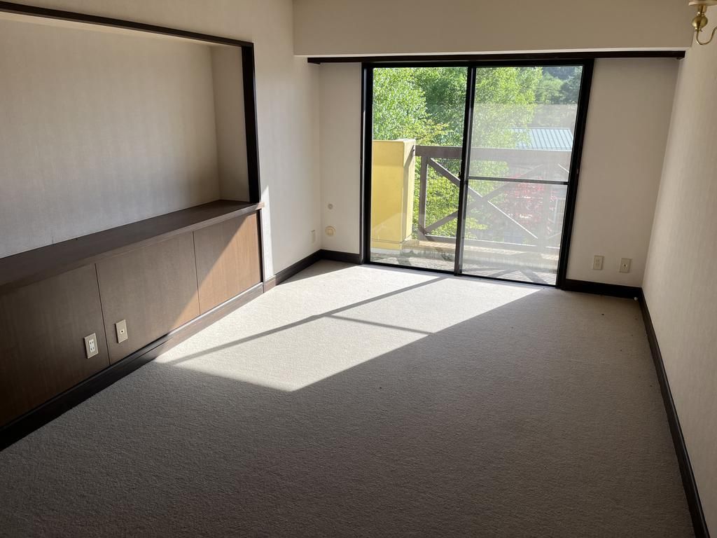 2LDK Apartment for Sale in Kiso Town, Nagano - 126.2 sqm - Thumbnail 3