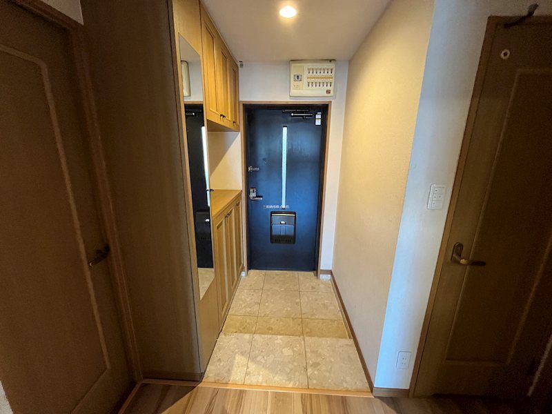 4LDK Apartment near Shimonoseki Station, Yamaguchi - Thumbnail 3