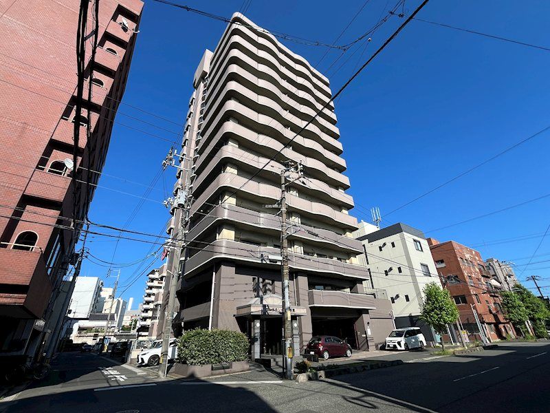 4LDK Apartment near Shimonoseki Station, Yamaguchi - Thumbnail 2
