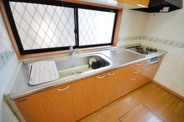 4LDK House in Hidakashi with Dual Parking - Thumbnail 4