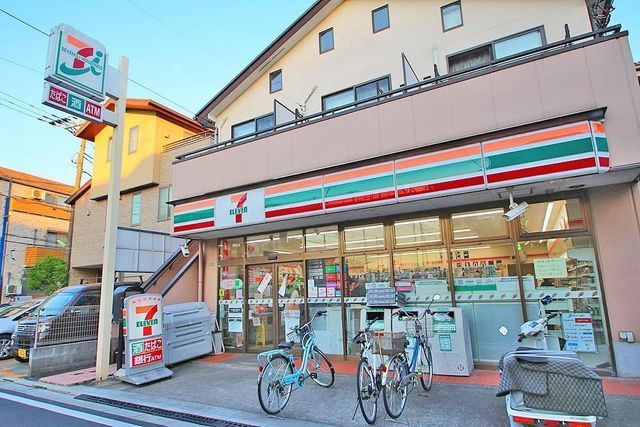 6DK House for Sale in Setagaya, Tokyo Near Meidaimae Station - Thumbnail 4
