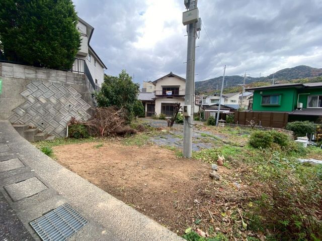 126 Tsubo Land Plot with Old House in Shimonoseki's Nagafu Area - Thumbnail 2