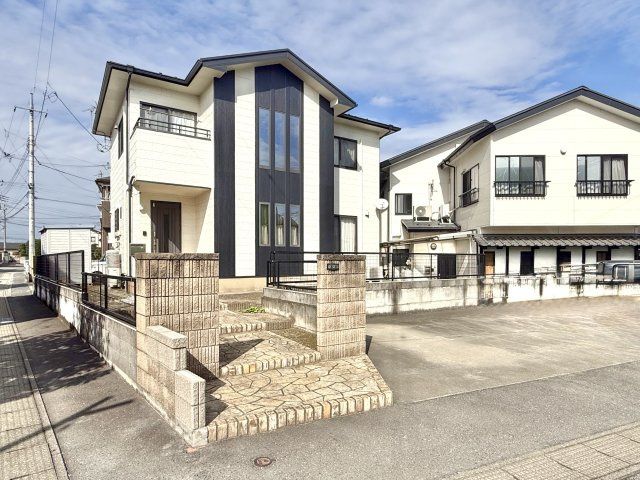 2LDK House in Takasaki Inocho | 117sqm Family Home - Thumbnail 4