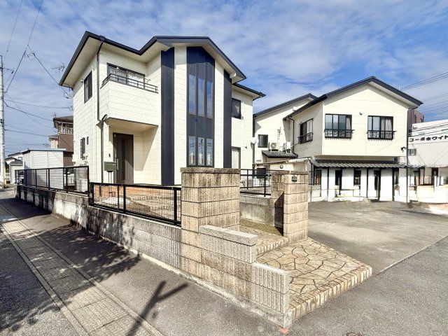 2LDK House in Takasaki Inocho | 117sqm Family Home - Thumbnail 3