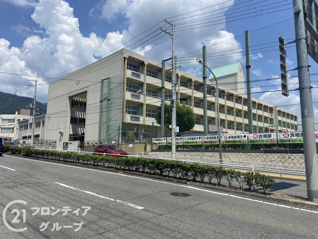 Prelio Minoo Yamate C Building 7th Floor 3LDK in Kobe - Image 1