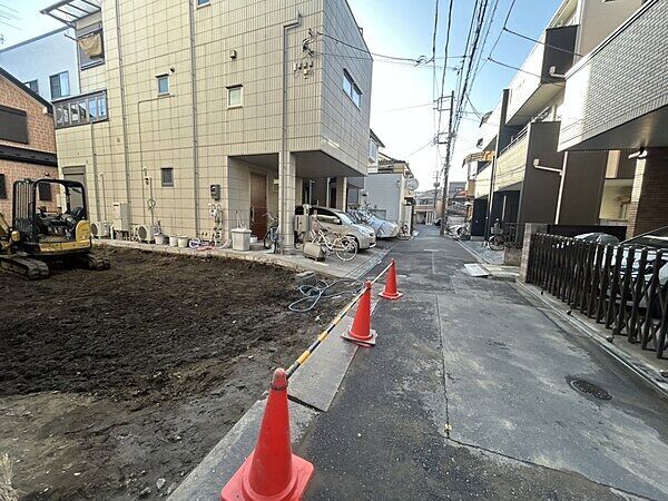 Land for Sale in Arakawa, Tokyo - No Building Conditions - Thumbnail 3