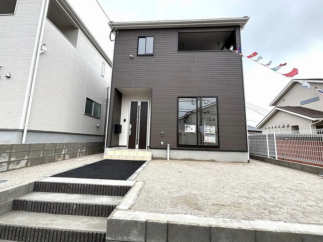 New 4LDK All-Electric House for Sale in Fukuoka's Nishi Ward - Thumbnail 2