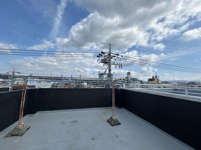 3-Story Store-Front House with Rooftop Terrace in Okazaki — Image 4, Okazaki, Aichi