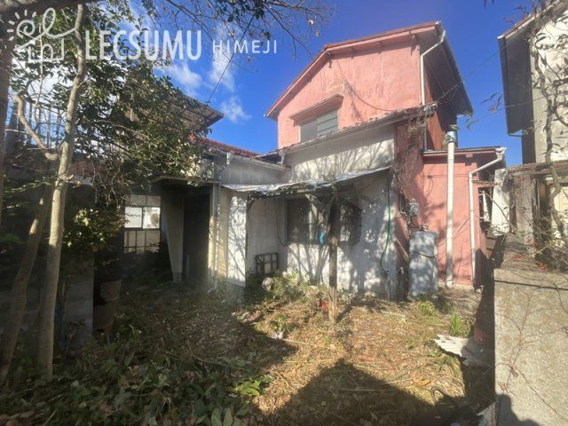 1LDK House for Sale in Himeji, Hyogo - 98.53 sqm - Thumbnail 2