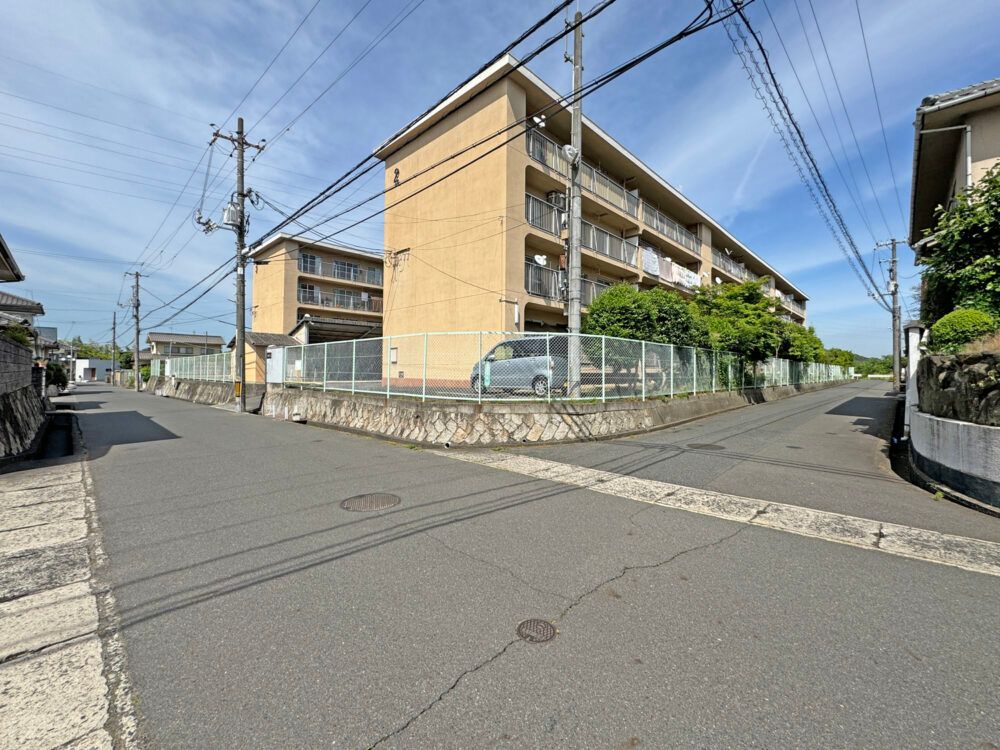 Renovated 3LDK Apartment 72m² in Fukuyama City - Thumbnail 4