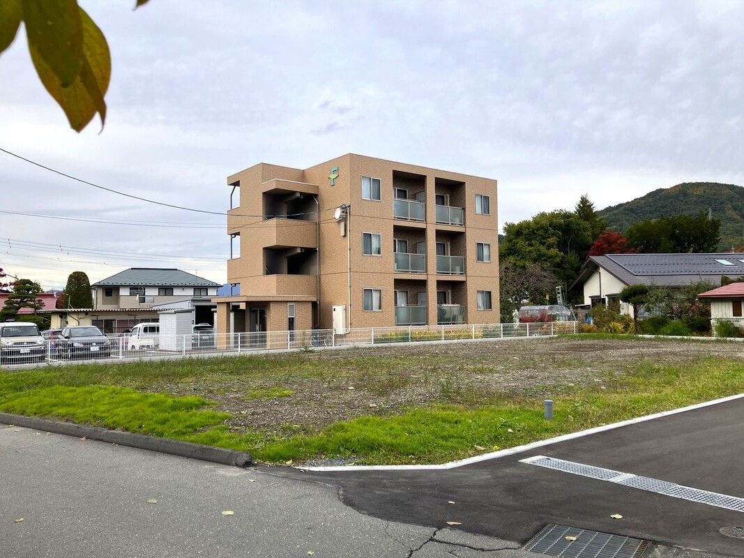 Land for Sale in Chino, Nagano - Construction Condition Plots - Thumbnail 2
