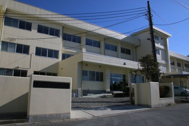 Heart Wing Mangokuura 4F 3LDK Condo for Sale in Ishinomaki - Thumbnail 3