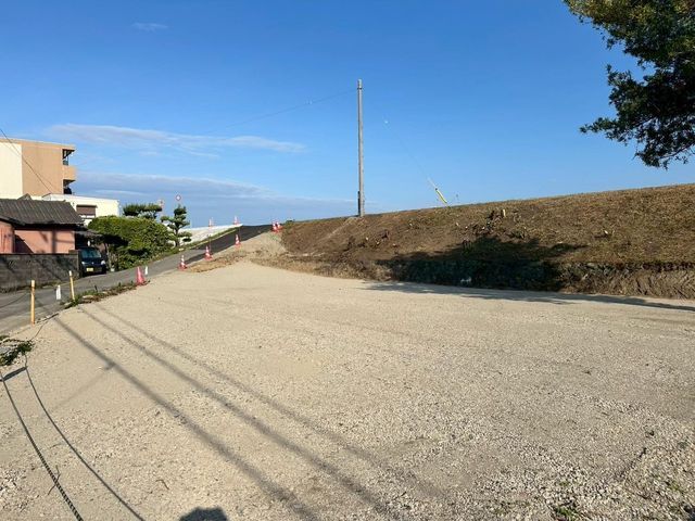 262.54 sqm Riverside Land with Old House in Tokushima Shinham Area - Thumbnail 3
