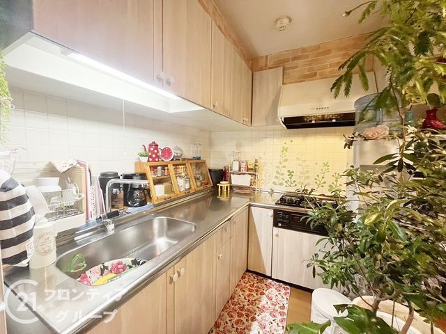 Eagle Court Otowa 3LDK Apartment for Sale in Kyoto - Thumbnail 3