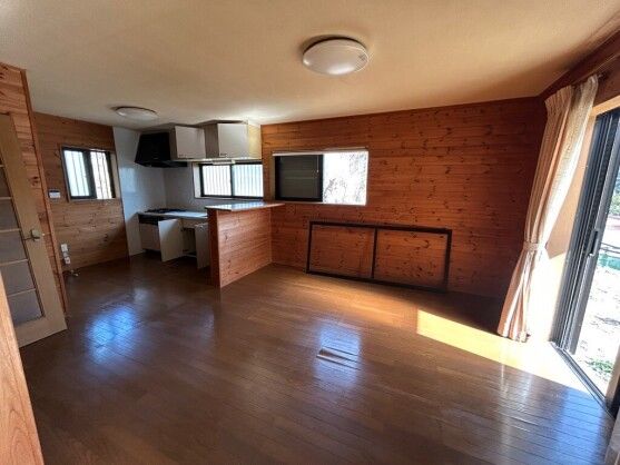 4LDK Wooden House for Sale in Narita, Chiba - Akiya Bank - Thumbnail 4