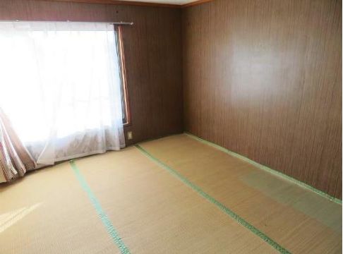 7K Wooden House with Land in Usuki, Oita – 212 sqm - Thumbnail 2