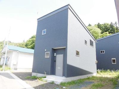 2LDK House in Akita City - Modern Family Home Near JR Station — Image 1, Akita, Akita