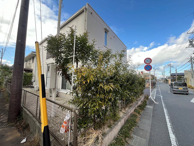 Daiwa House Designer Home with Courtyard near Edobashi Station - Thumbnail 3