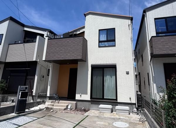 4LDK House in Matsudo with Solar Power | 2022 Build - Thumbnail 2