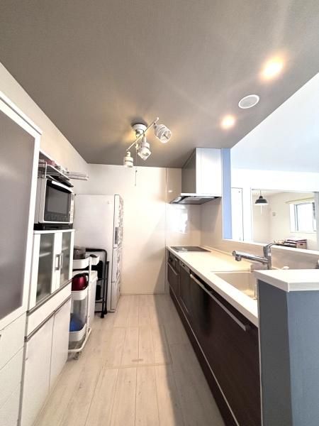 4LDK House in Matsudo with Solar Power | 2022 Build - Thumbnail 4