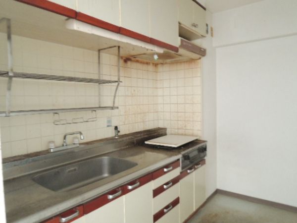 Live Town Suiko 3F - 2SLDK Apartment in Kobe - Thumbnail 4