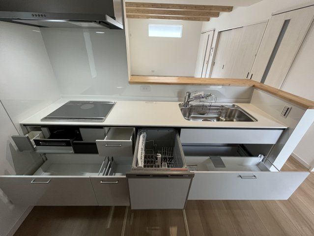 4LDK House in Sakurai with 18-jo Living Area & Parking - Thumbnail 3