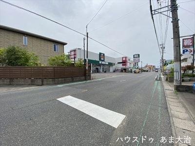 Spacious 5SDK House with Versatile Ground Floor in Oharu — Image 1, Oji, Aichi
