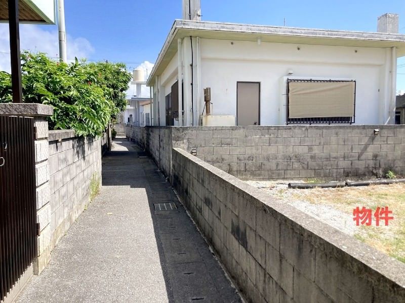 36.9 Tsubo Corner Land for Sale on Heianzajima Island, Uruma - Thumbnail 4