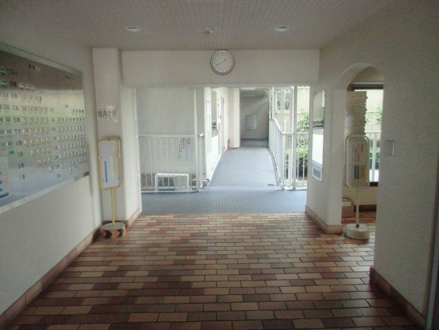 Neo Corp Otsu Kojogaoka 4LDK Apartment in Shiga - Thumbnail 3