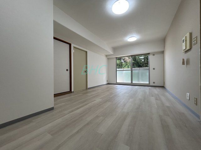 Neo Corp Otsu Kojogaoka 4LDK Apartment in Shiga - Thumbnail 2