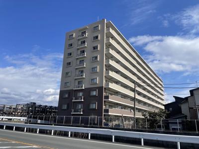 Spacious 3LDK Apartment at ID Court Numazu — Image 2, Numazu, Shizuoka